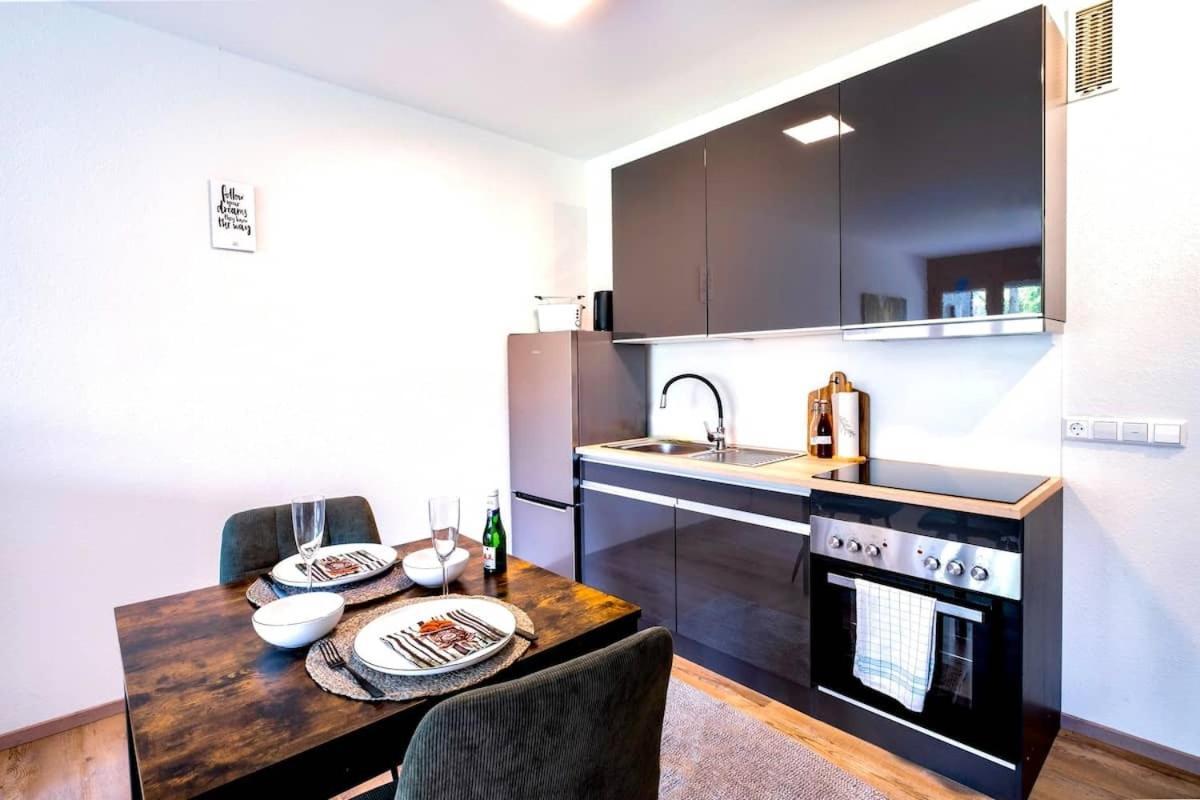 Relaxapartments Black Forest Emotion Mit Sonnenbalkon Mit Blick Auf Den Kurpark, Schnelles Internet, Naehe Triberger Wasserfaelle, Fuer Bis Zu 2 Personen Schönwalde Eksteriør bilde